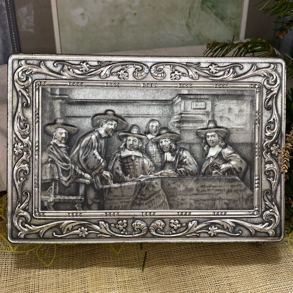 Elegant Silver Decorative Plaque